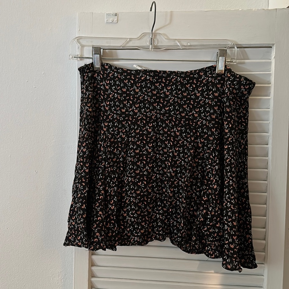 Navy Floral Flouncy Skirt